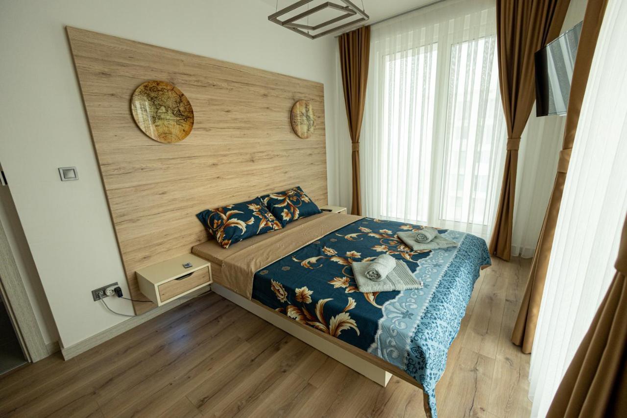 סקופיה 19Th & 18Th Floor Secure Apartments With Pool & Fitness & Parking Included In Price מראה חיצוני תמונה