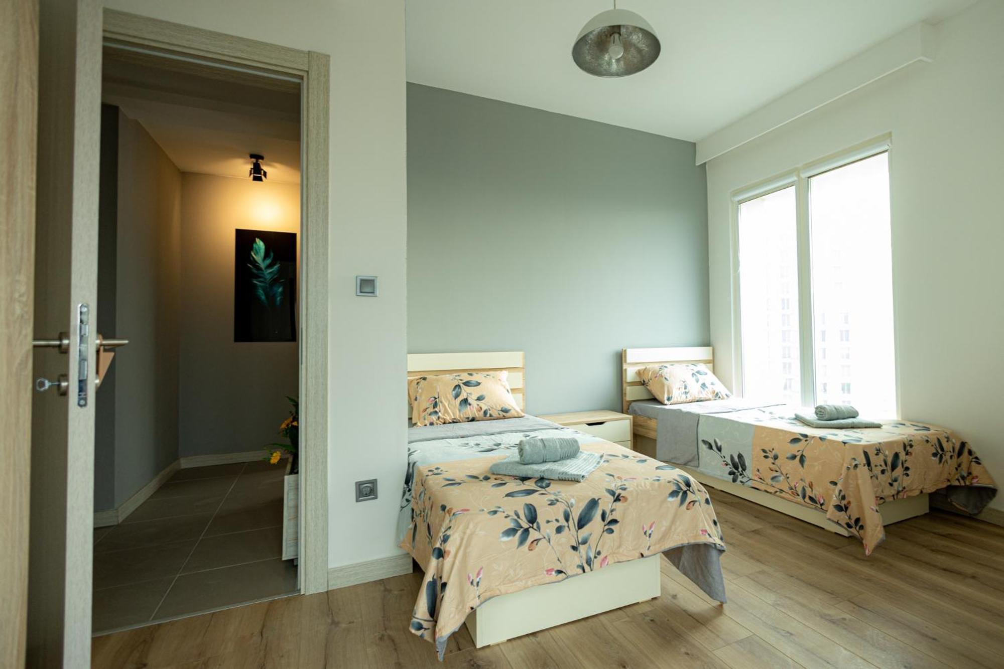 סקופיה 19Th & 18Th Floor Secure Apartments With Pool & Fitness & Parking Included In Price מראה חיצוני תמונה
