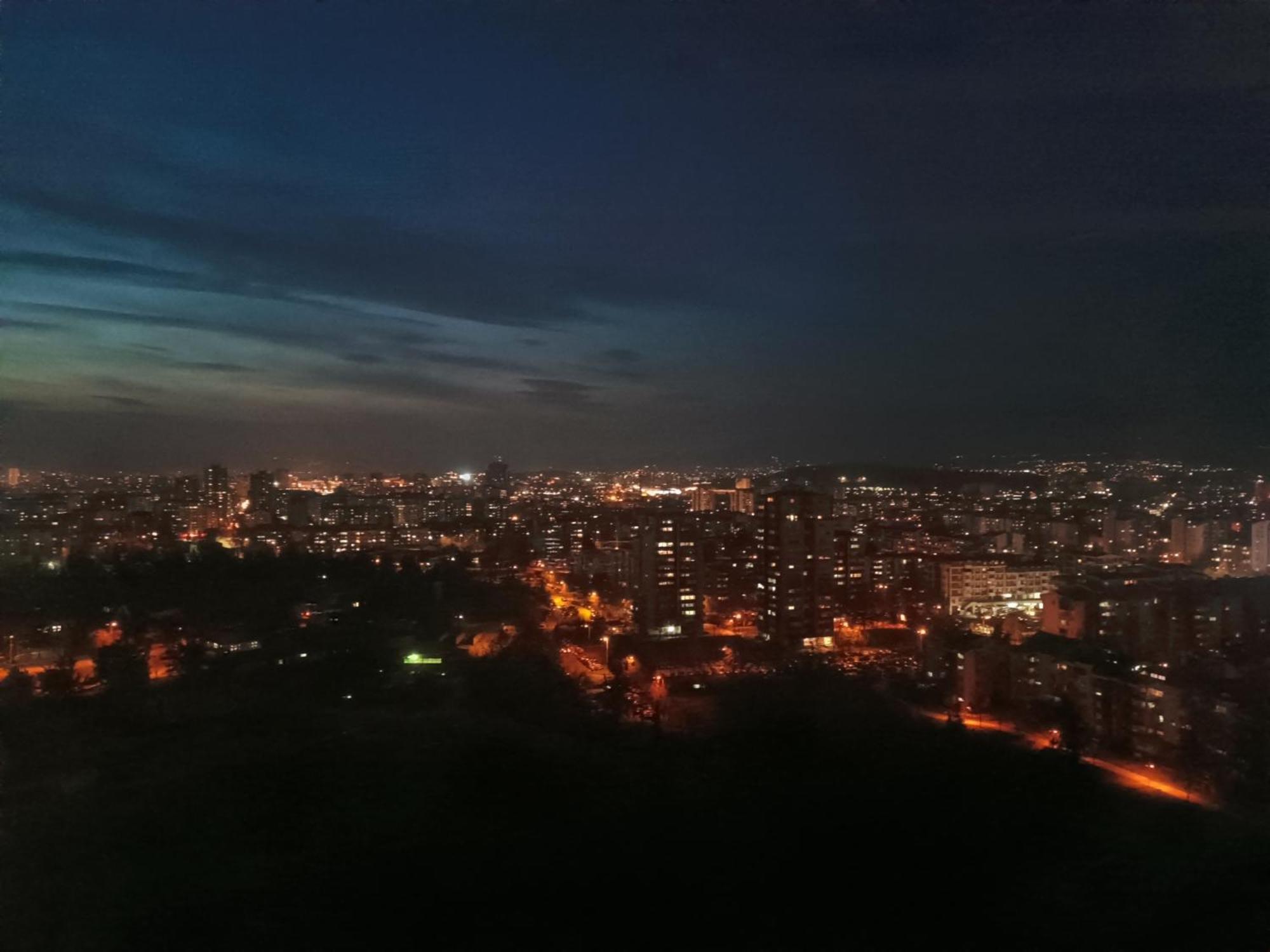סקופיה 19Th & 18Th Floor Secure Apartments With Pool & Fitness & Parking Included In Price מראה חיצוני תמונה