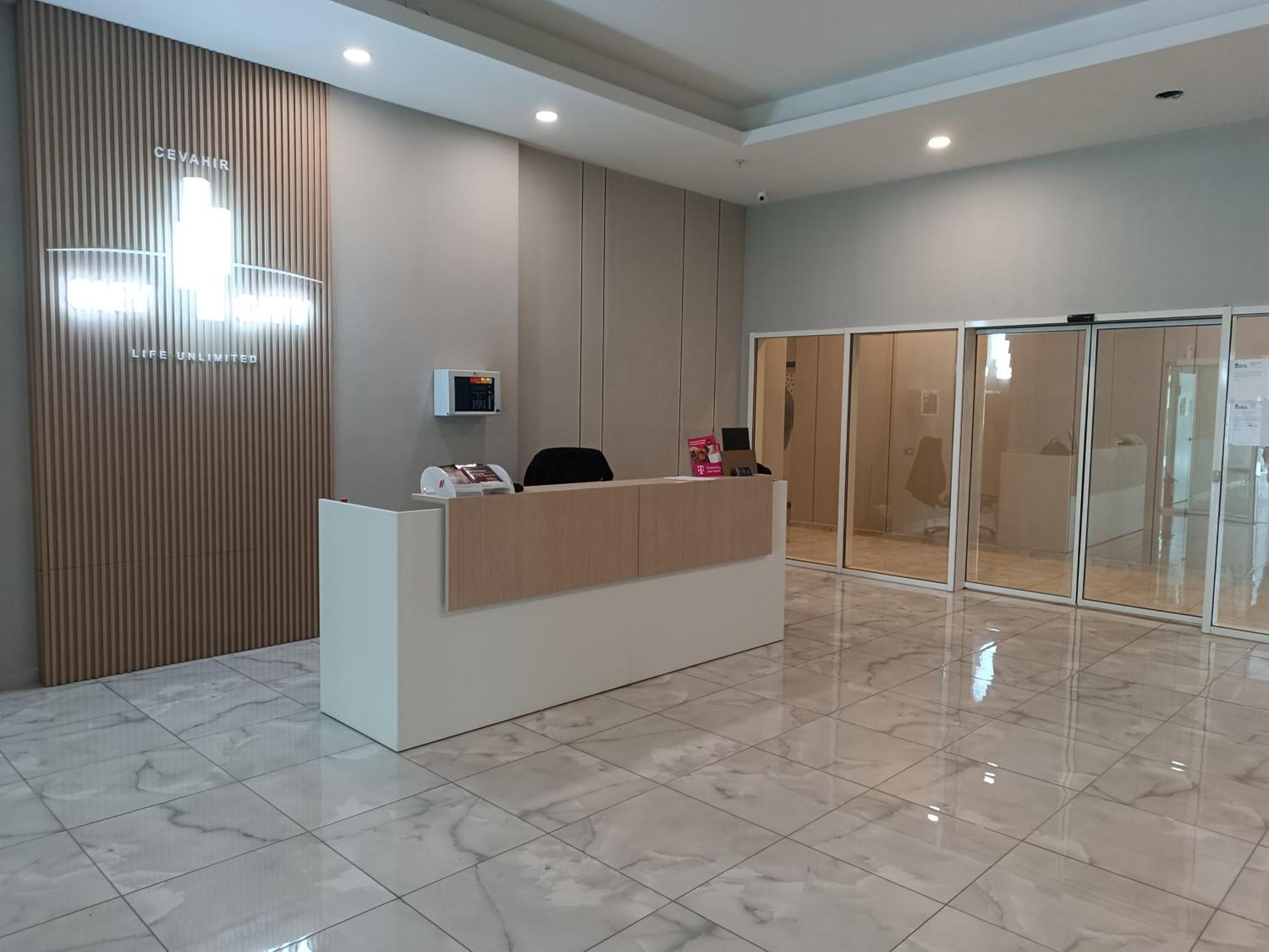 סקופיה 19Th & 18Th Floor Secure Apartments With Pool & Fitness & Parking Included In Price מראה חיצוני תמונה