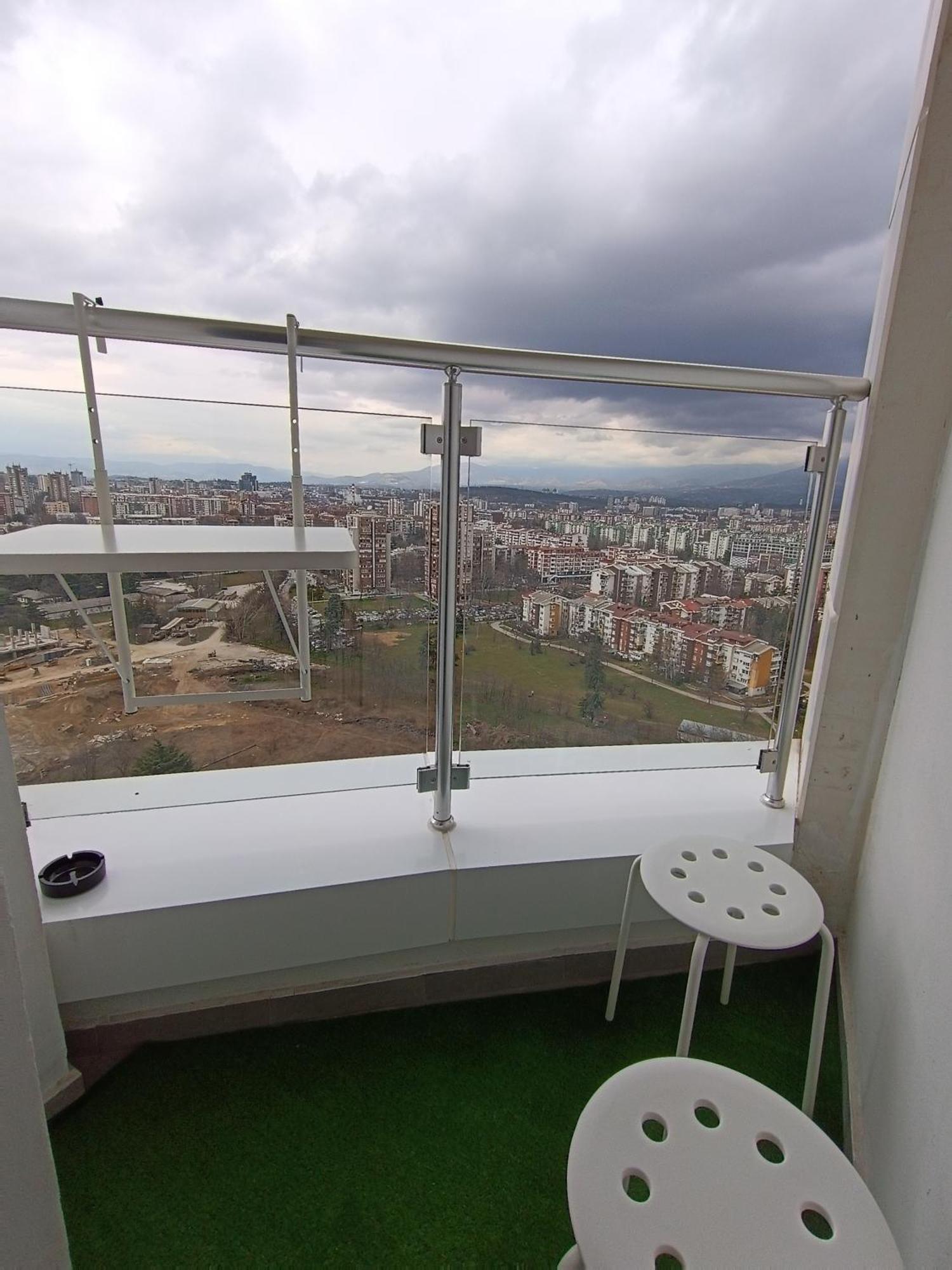 סקופיה 19Th & 18Th Floor Secure Apartments With Pool & Fitness & Parking Included In Price מראה חיצוני תמונה