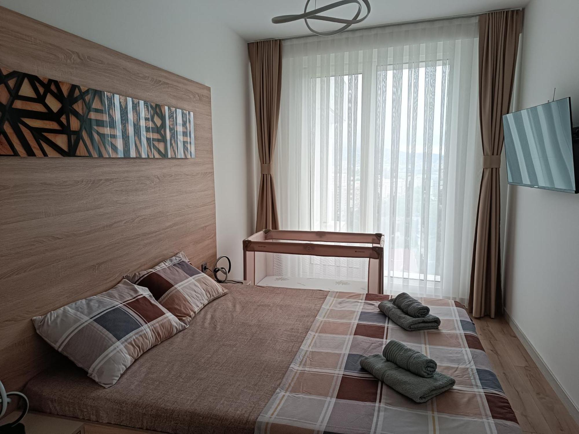 סקופיה 19Th & 18Th Floor Secure Apartments With Pool & Fitness & Parking Included In Price מראה חיצוני תמונה