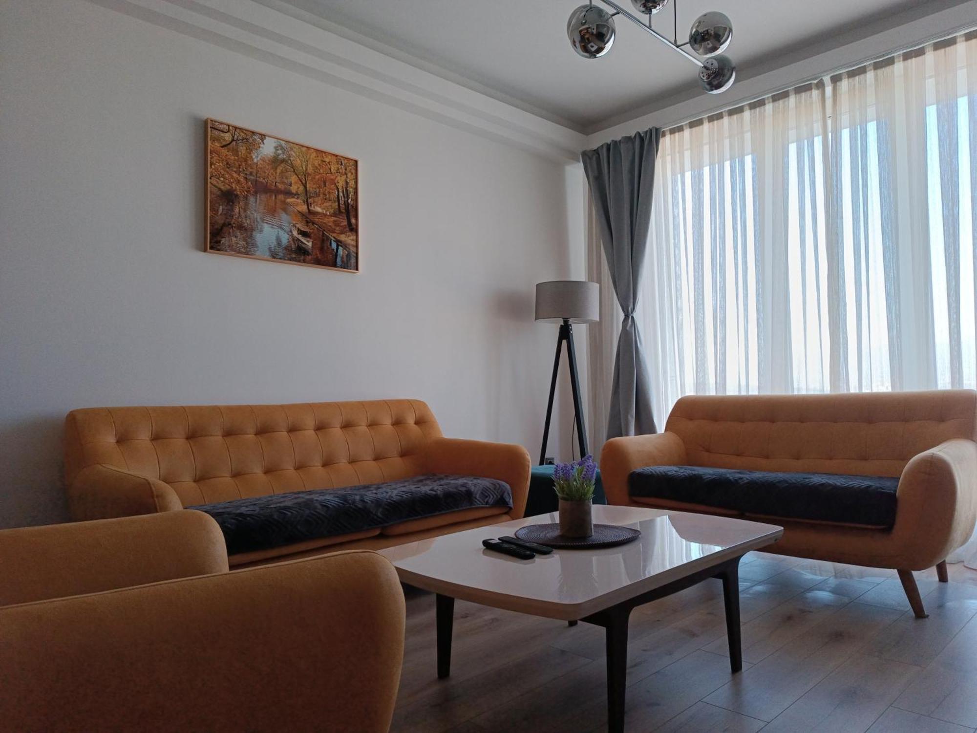 סקופיה 19Th & 18Th Floor Secure Apartments With Pool & Fitness & Parking Included In Price מראה חיצוני תמונה