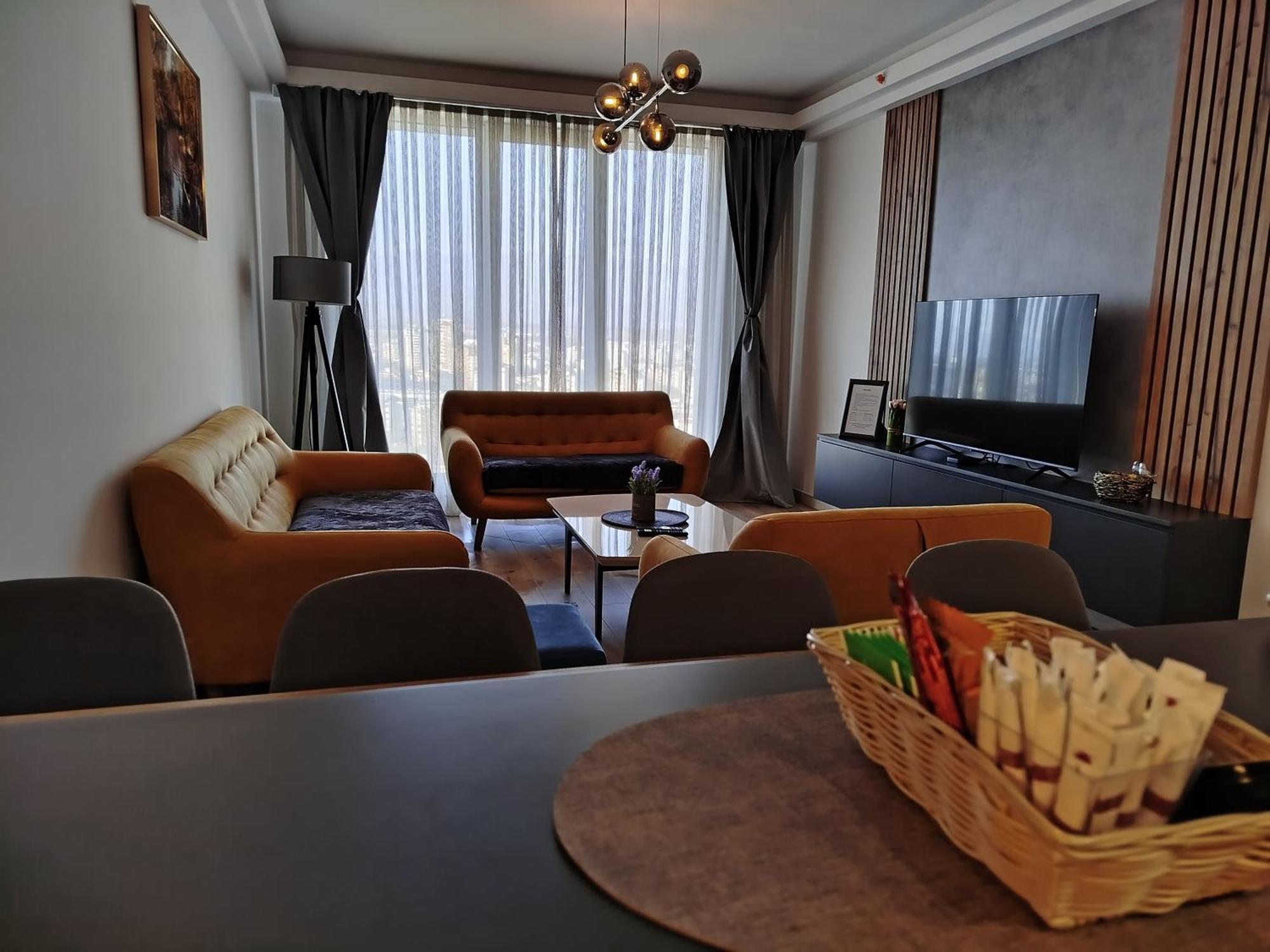 סקופיה 19Th & 18Th Floor Secure Apartments With Pool & Fitness & Parking Included In Price מראה חיצוני תמונה